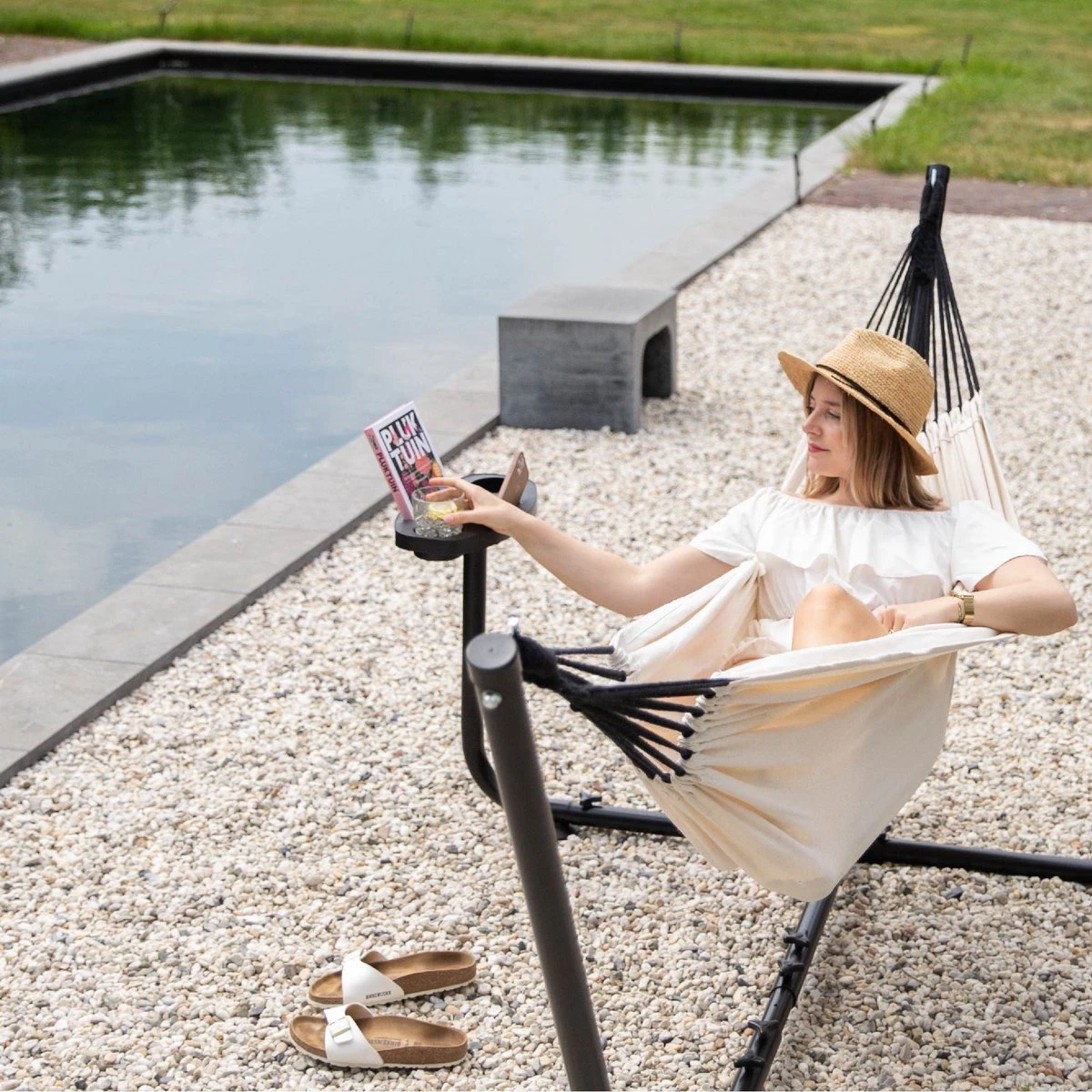 Vita5 Hangmat Met Standaard – 2 Persoons – Incl. Bekerhouder – 205kg Draaggewicht – Beige/Wit - Afbeelding 6