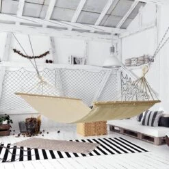 Merkloos Hangmat - Incl Bevestigingshaak - Met Spreidstok - Beige - Comfortabel - Met Karabijnhaak